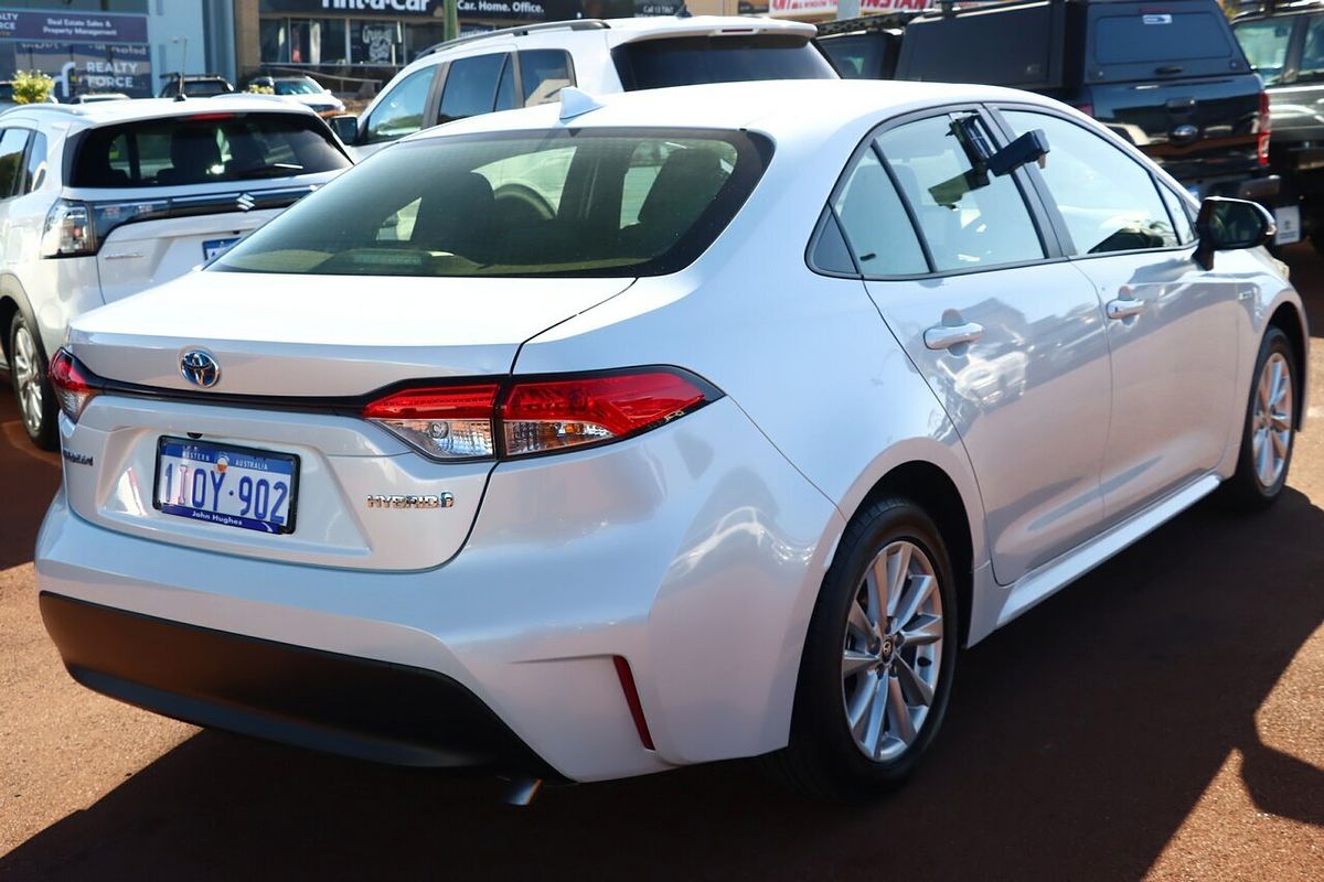 2022 Toyota Corolla Ascent Sport Hybrid ZWE219R