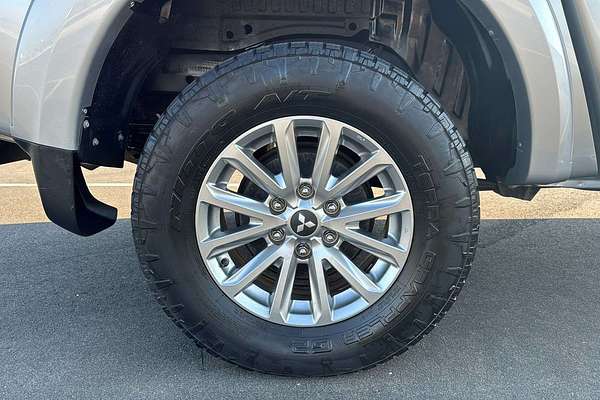 2015 Mitsubishi Triton Exceed MQ 4X4