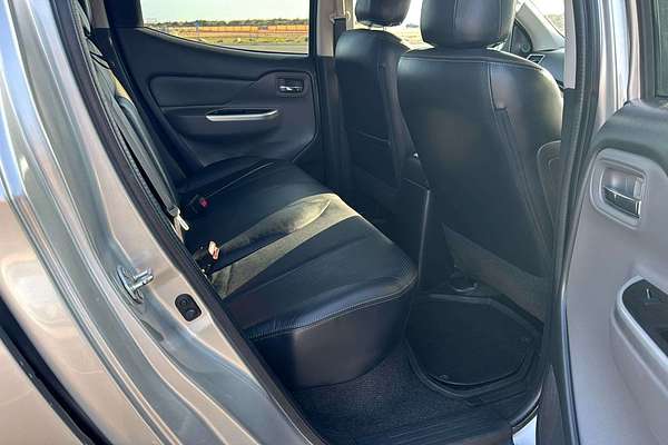 2015 Mitsubishi Triton Exceed MQ 4X4