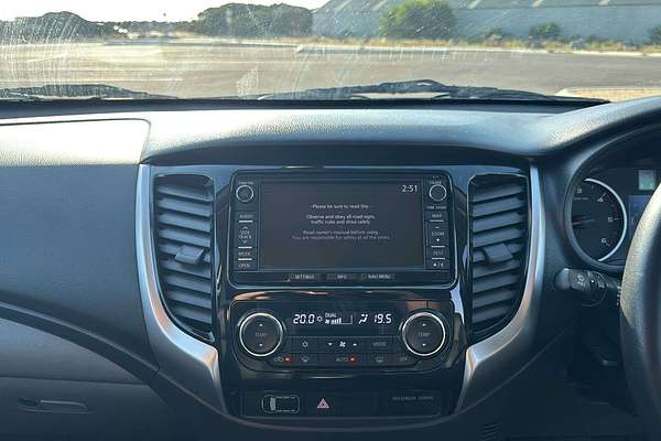 2015 Mitsubishi Triton Exceed MQ 4X4