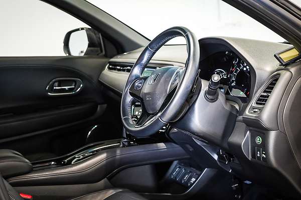 2020 Honda HR-V RS
