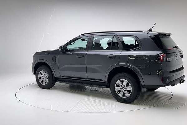 2024 Ford Everest Ambiente 2.0L