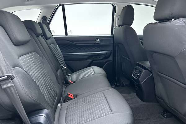 2024 Ford Everest Ambiente 2.0L