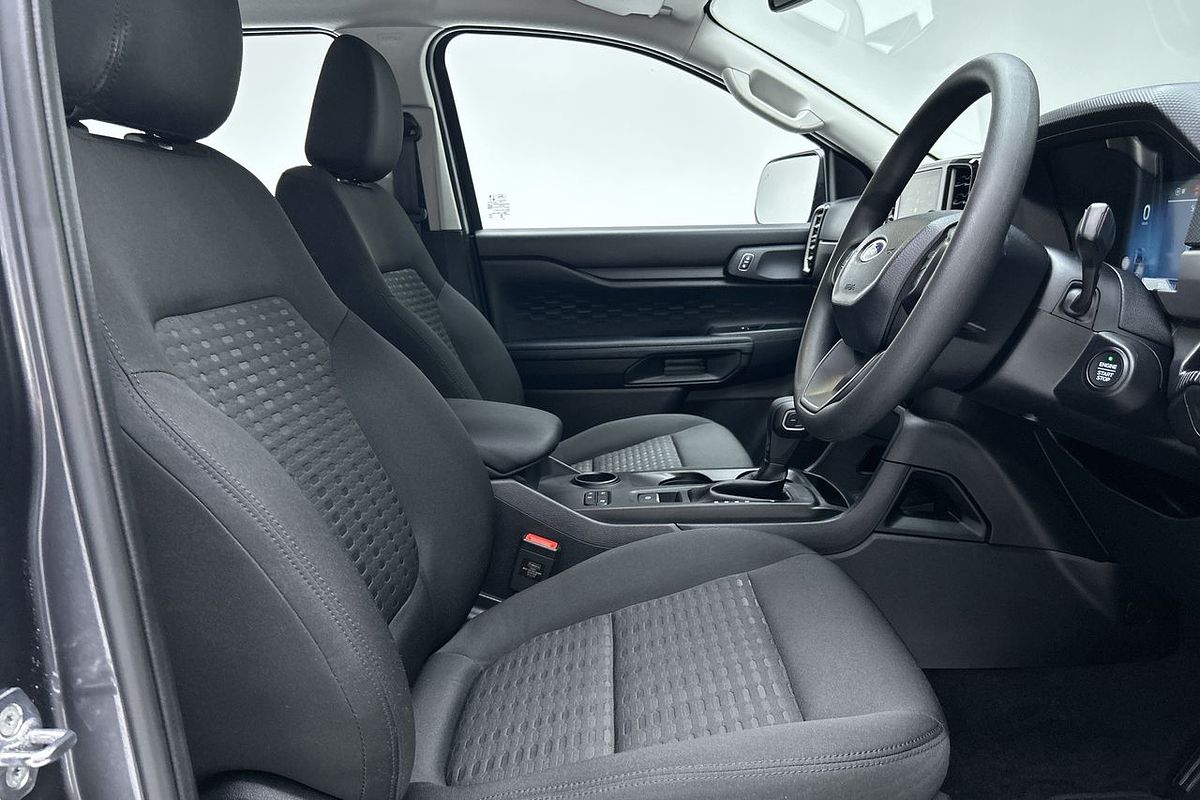 2024 Ford Everest Ambiente 2.0L
