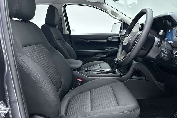 2024 Ford Everest Ambiente 2.0L