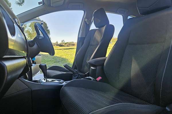 2013 Toyota Corolla Ascent Sport ZRE152R MY11