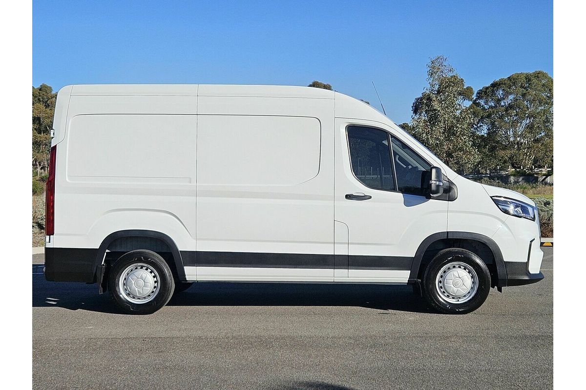 2022 LDV Deliver 9 MWB Mid Roof SV63D