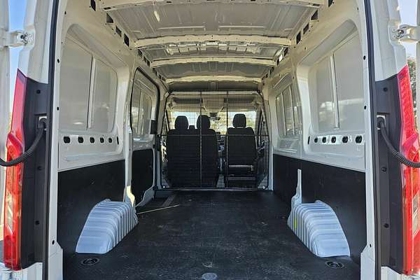 2022 LDV Deliver 9 MWB Mid Roof SV63D