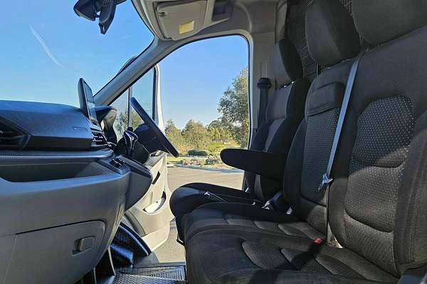 2022 LDV Deliver 9 MWB Mid Roof SV63D