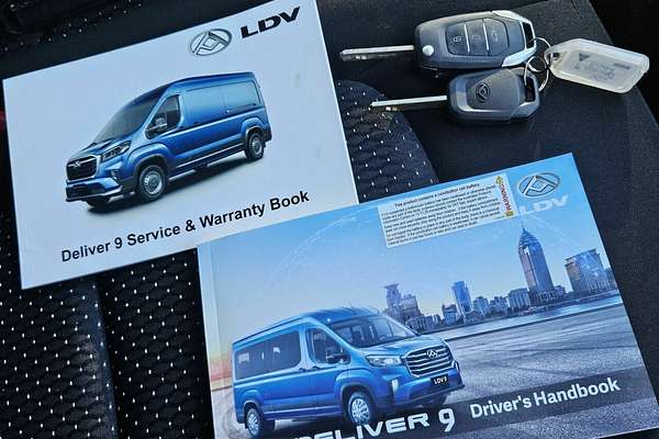 2022 LDV Deliver 9 MWB Mid Roof SV63D