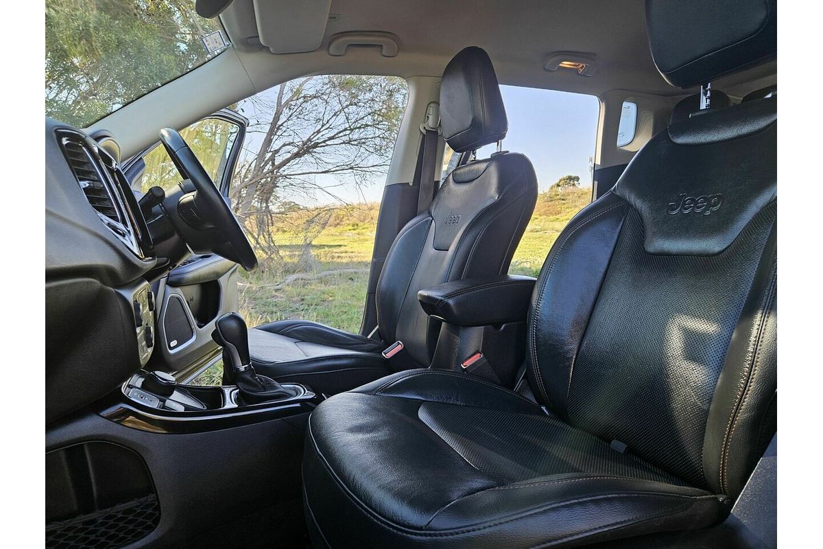 2020 Jeep Compass Limited (AWD) M6 MY20