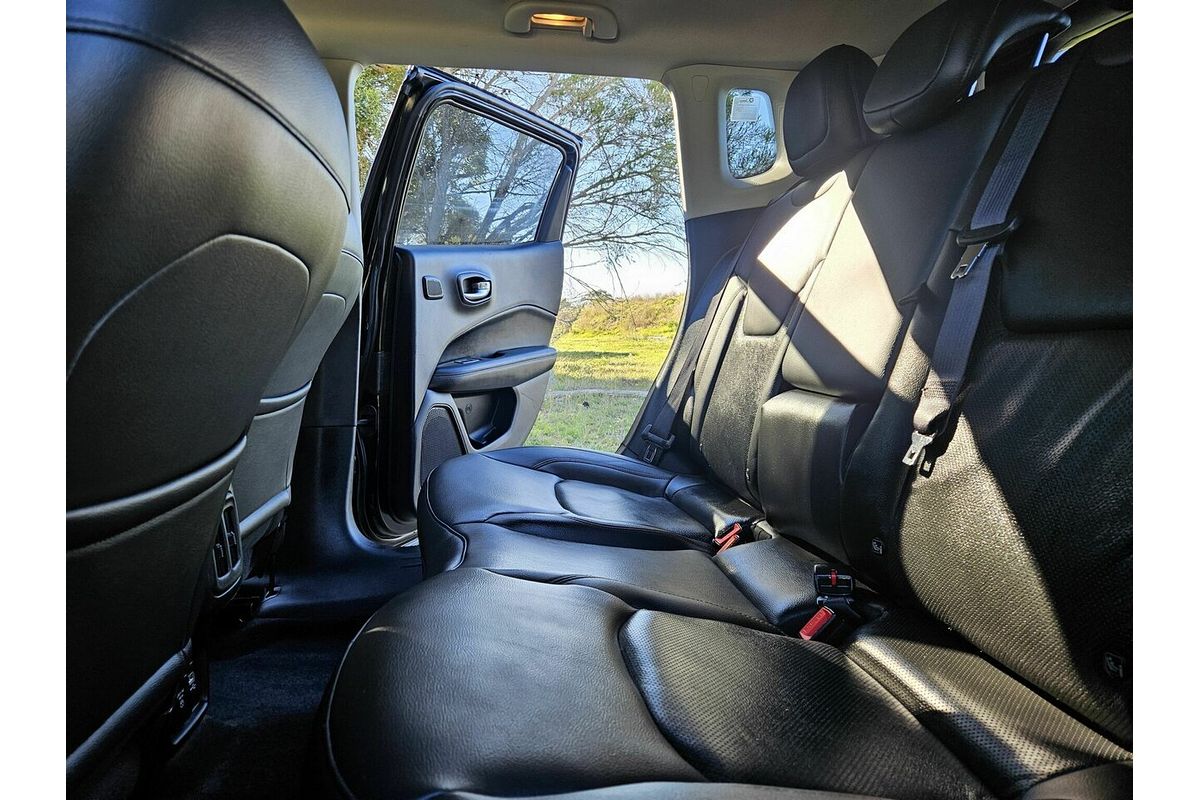 2020 Jeep Compass Limited (AWD) M6 MY20