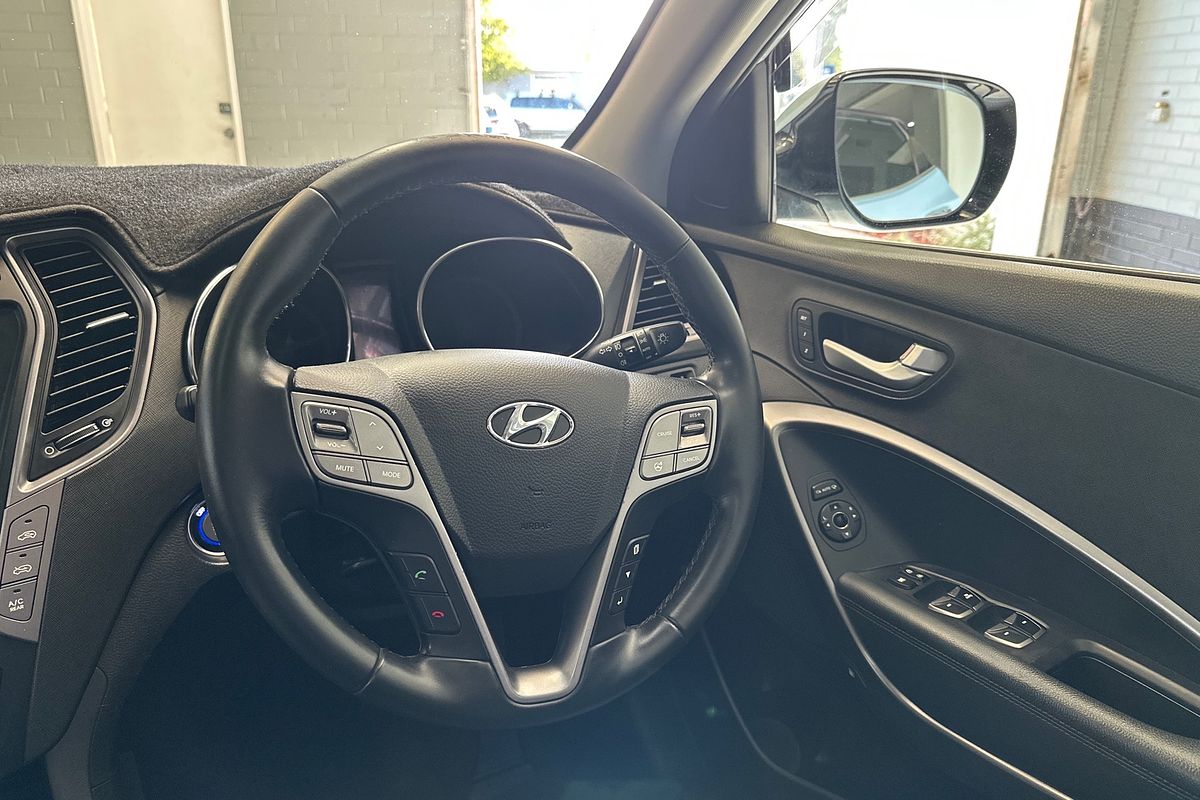 2014 Hyundai Santa Fe Highlander DM
