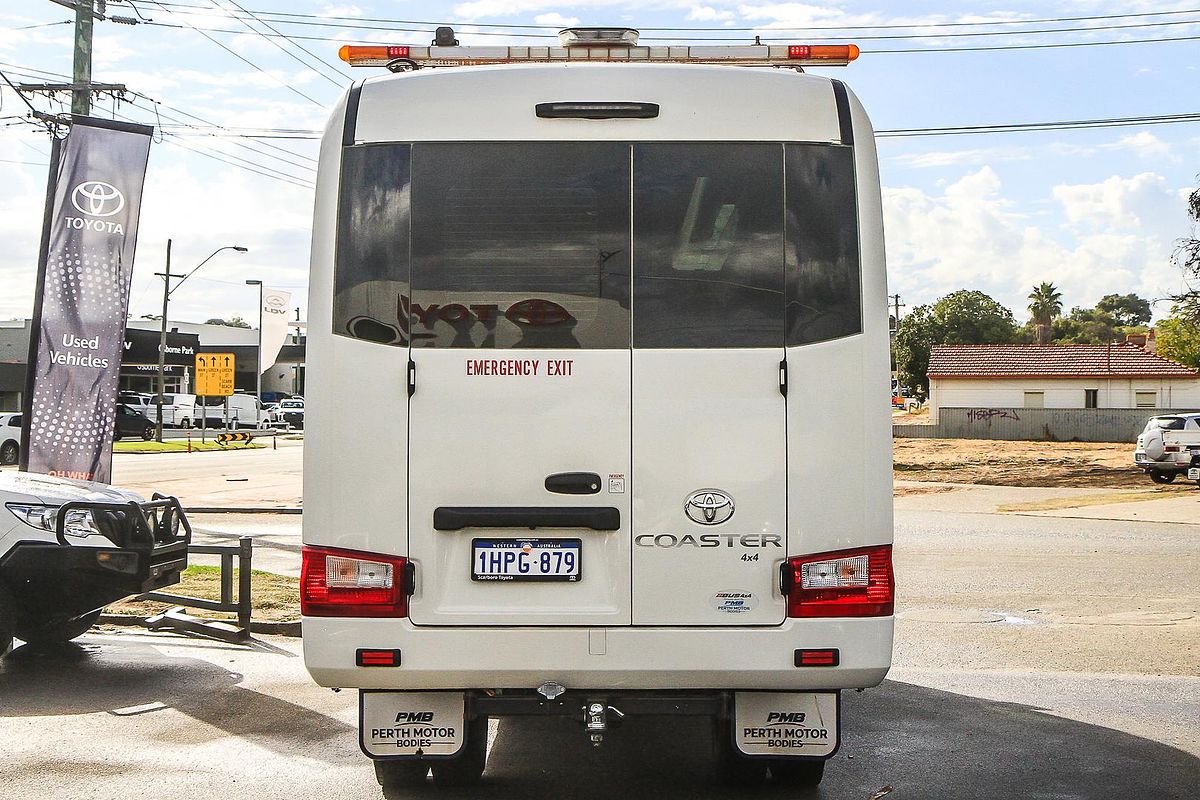 2022 Toyota Coaster Deluxe GDB70R