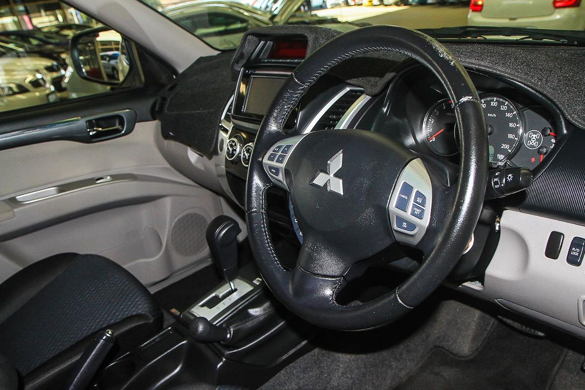 2015 Mitsubishi Challenger PC