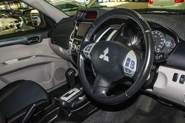 2015 Mitsubishi Challenger PC