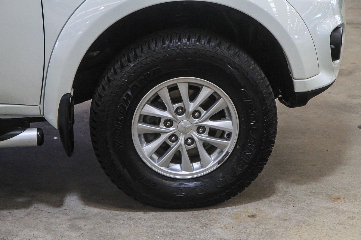 2015 Mitsubishi Challenger PC