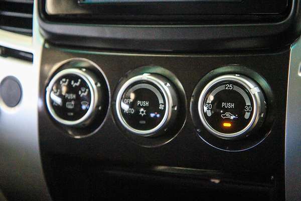 2015 Mitsubishi Challenger PC