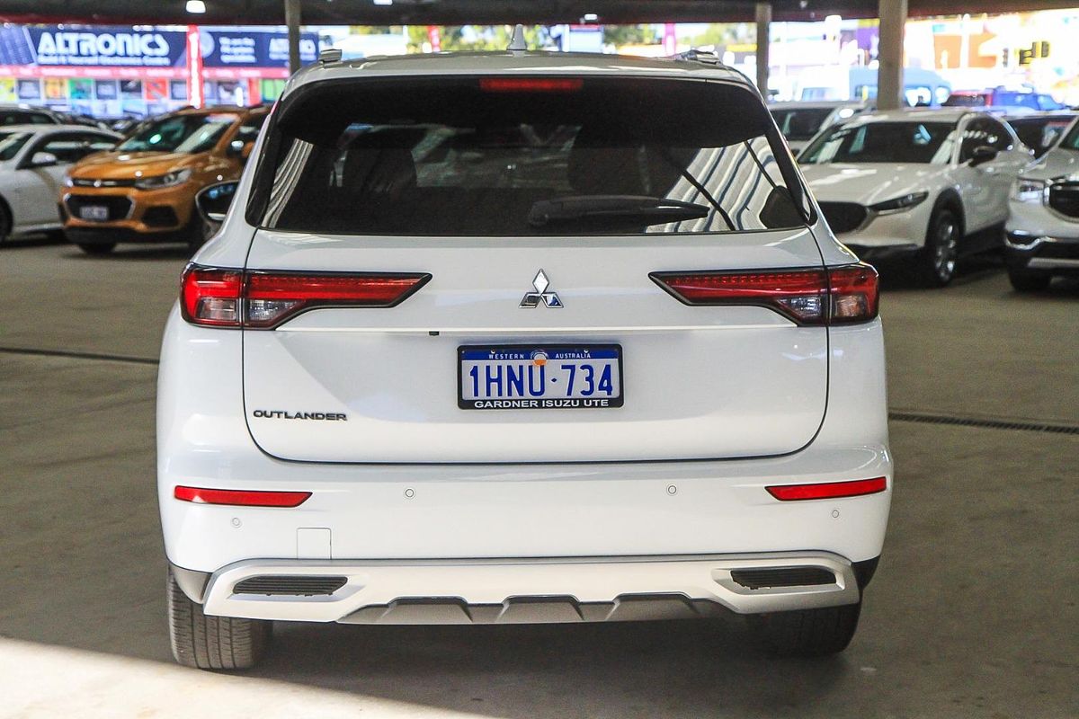 2022 Mitsubishi Outlander LS ZM