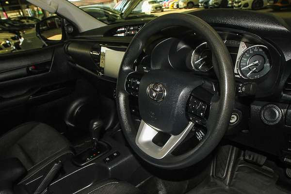 2020 Toyota Hilux SR GUN126R 4X4