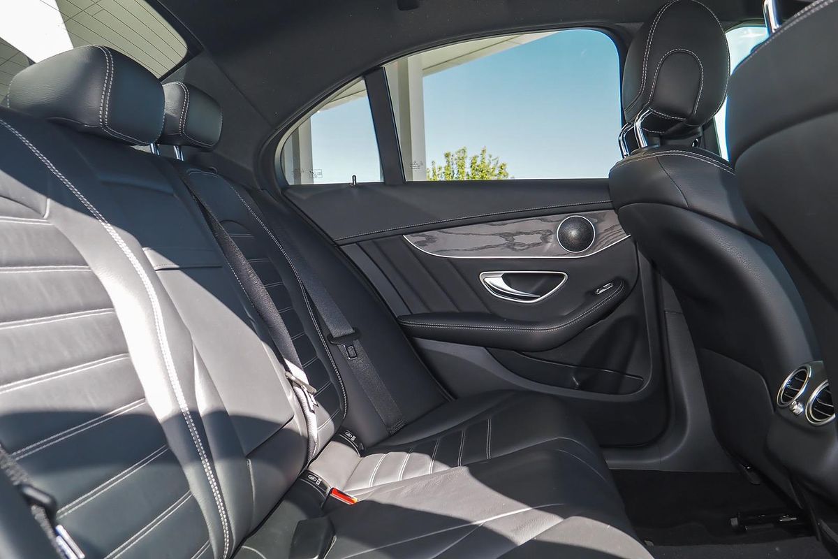 2019 Mercedes-Benz C-Class C300 W205