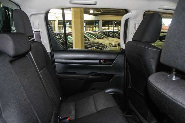 2020 Toyota Hilux SR GUN126R 4X4