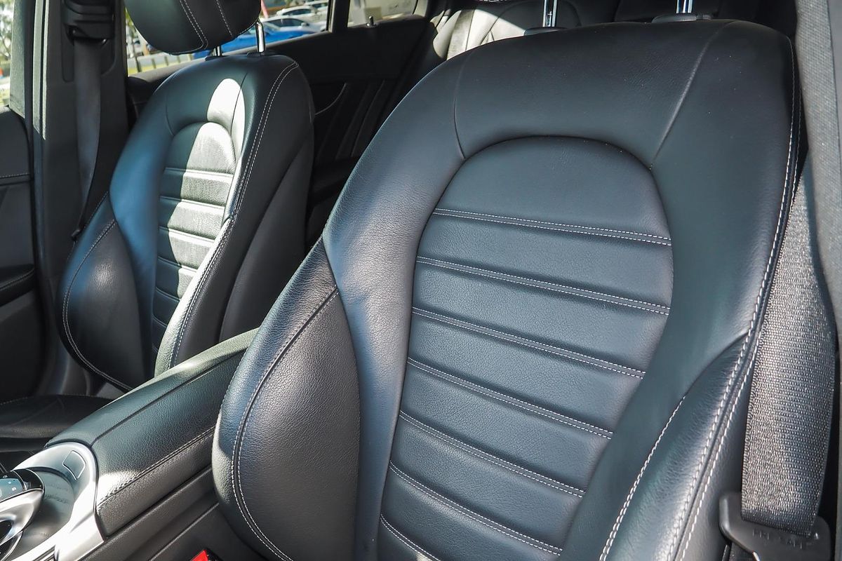 2019 Mercedes-Benz C-Class C300 W205