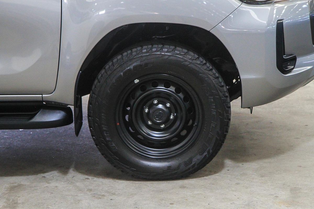 2020 Toyota Hilux SR GUN126R 4X4