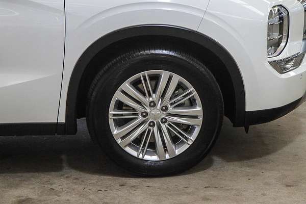 2022 Mitsubishi Outlander LS ZM