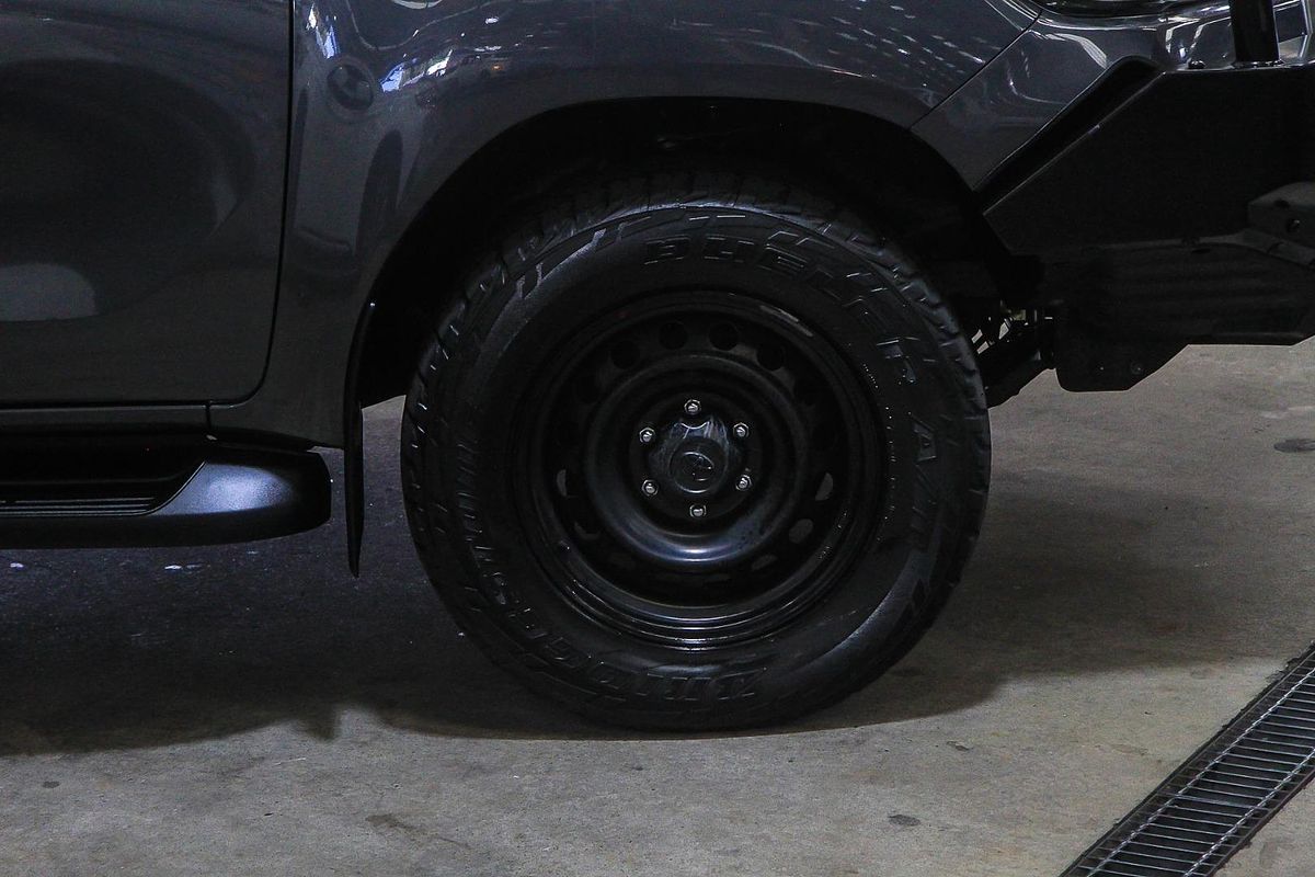 2020 Toyota Hilux SR GUN126R 4X4