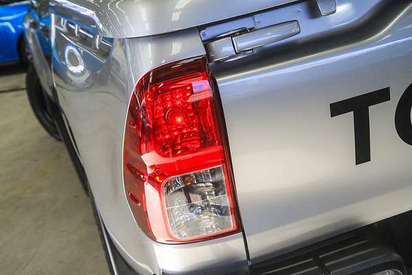 2020 Toyota Hilux SR GUN126R 4X4