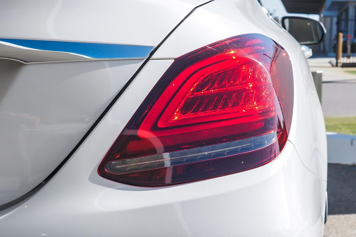2019 Mercedes-Benz C-Class C300 W205