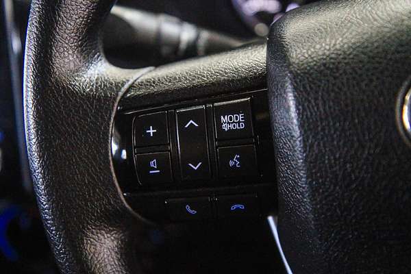 2020 Toyota Hilux SR GUN126R 4X4