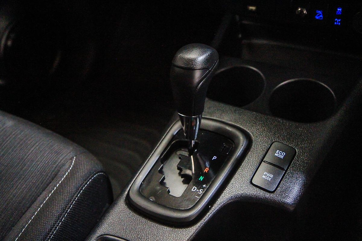 2020 Toyota Hilux SR GUN126R 4X4