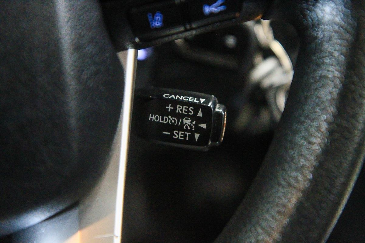 2020 Toyota Hilux SR GUN126R 4X4