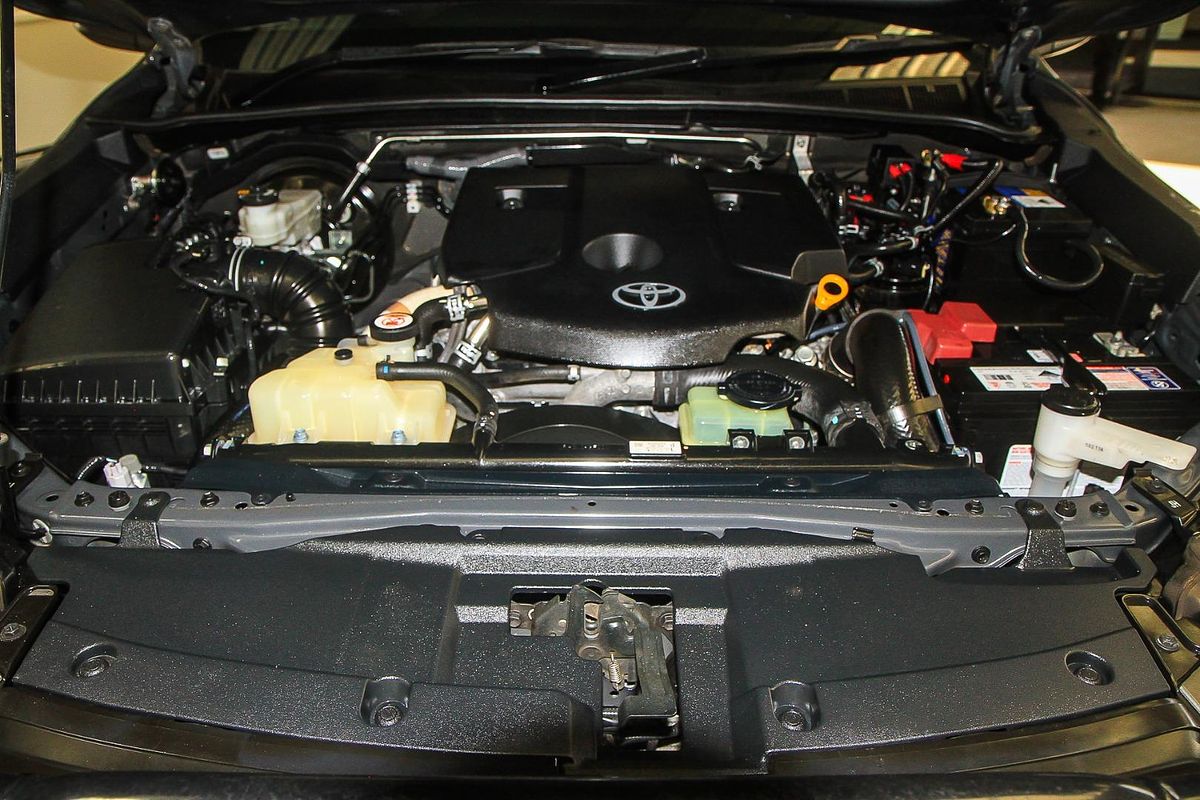 2020 Toyota Hilux SR GUN126R 4X4