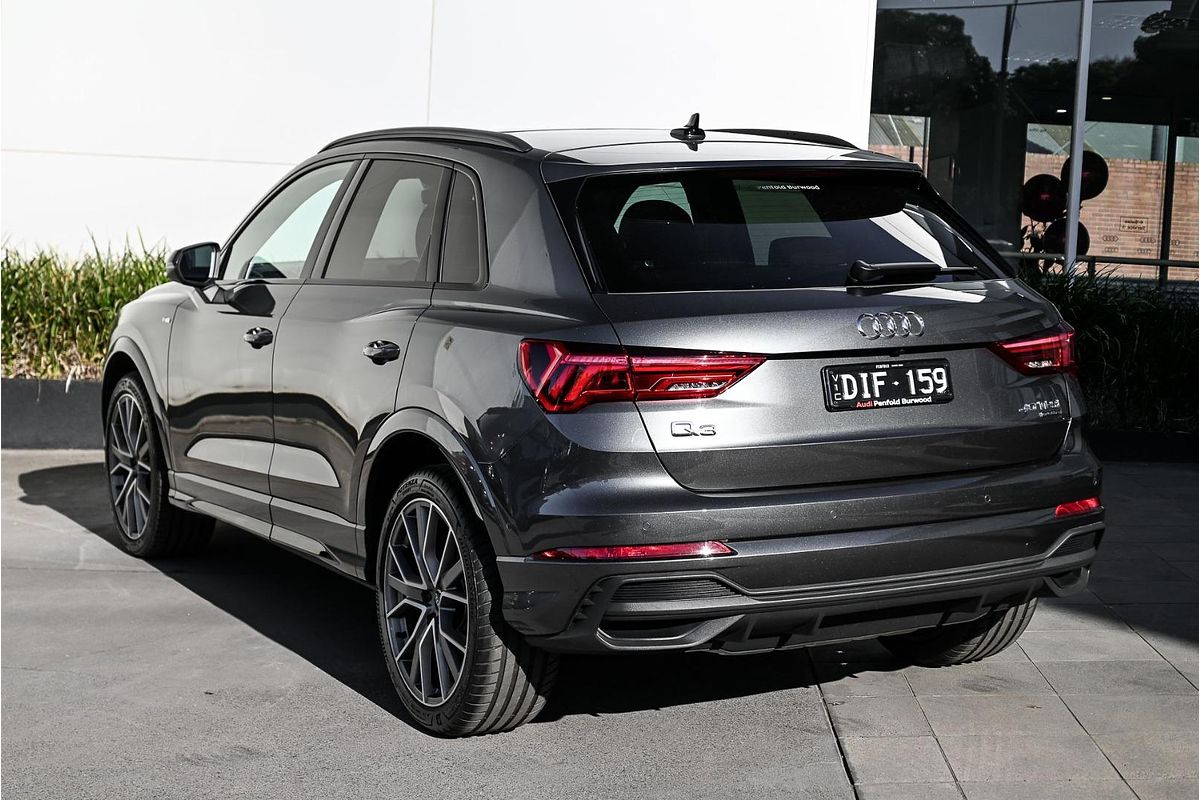 2024 Audi Q3 40 TFSI S line F3
