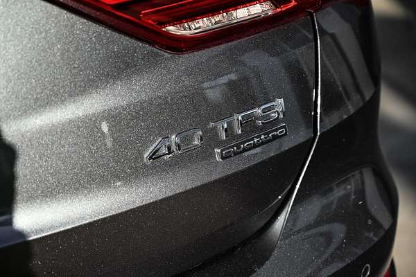 2024 Audi Q3 40 TFSI S line F3