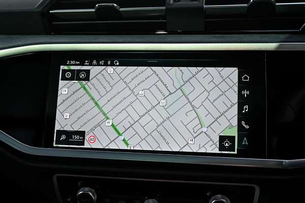 2024 Audi Q3 40 TFSI S line F3