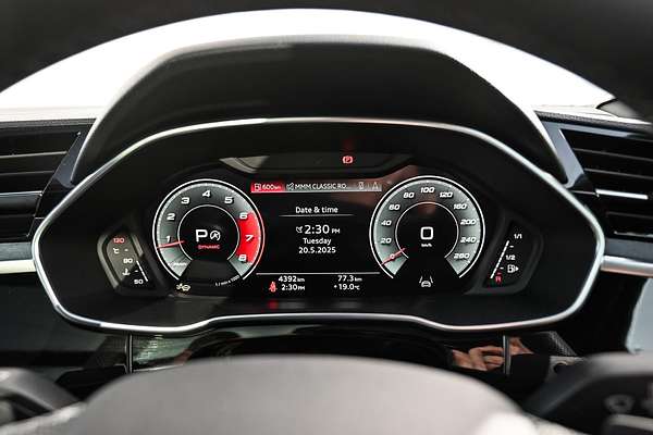 2024 Audi Q3 40 TFSI S line F3