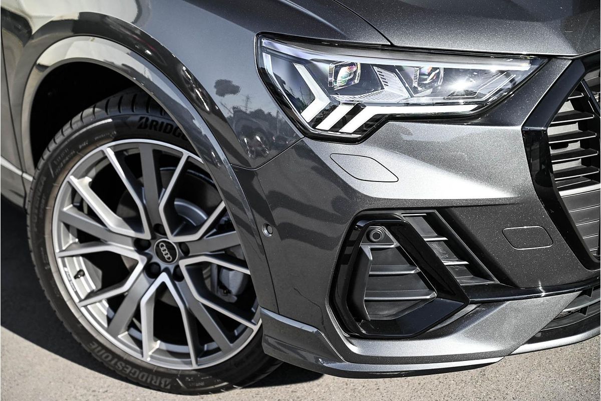 2024 Audi Q3 40 TFSI S line F3