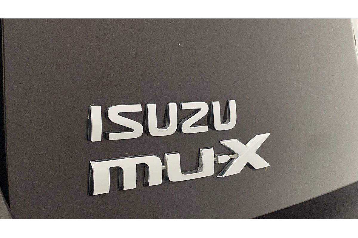 2019 Isuzu MU-X LS-T