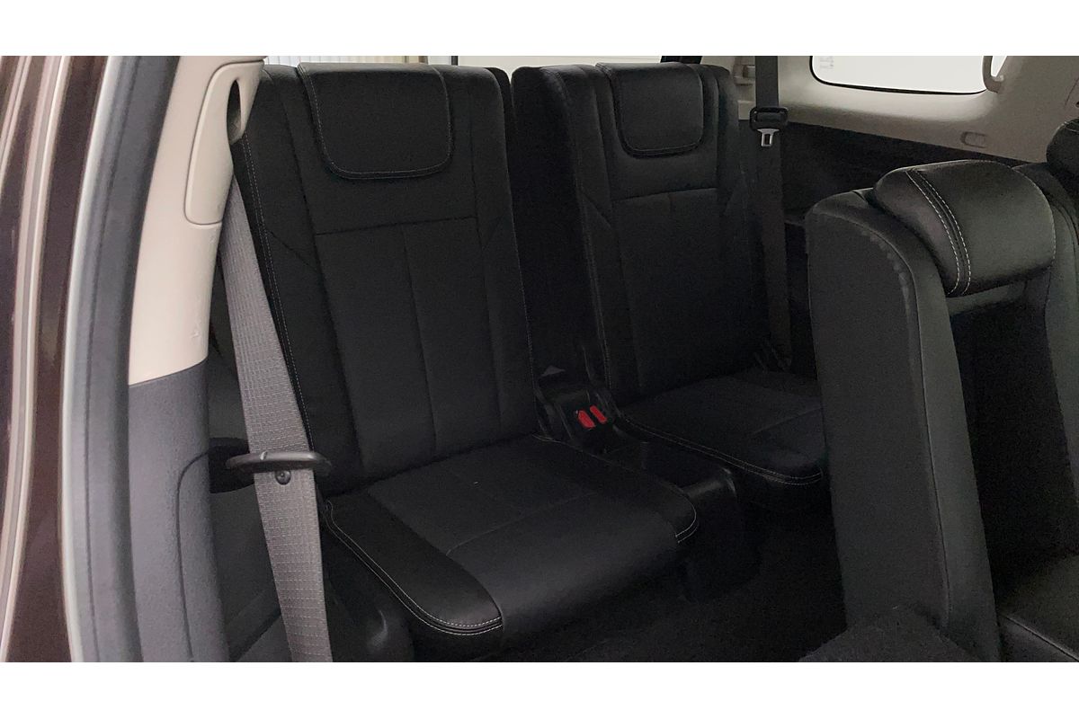 2019 Isuzu MU-X LS-T