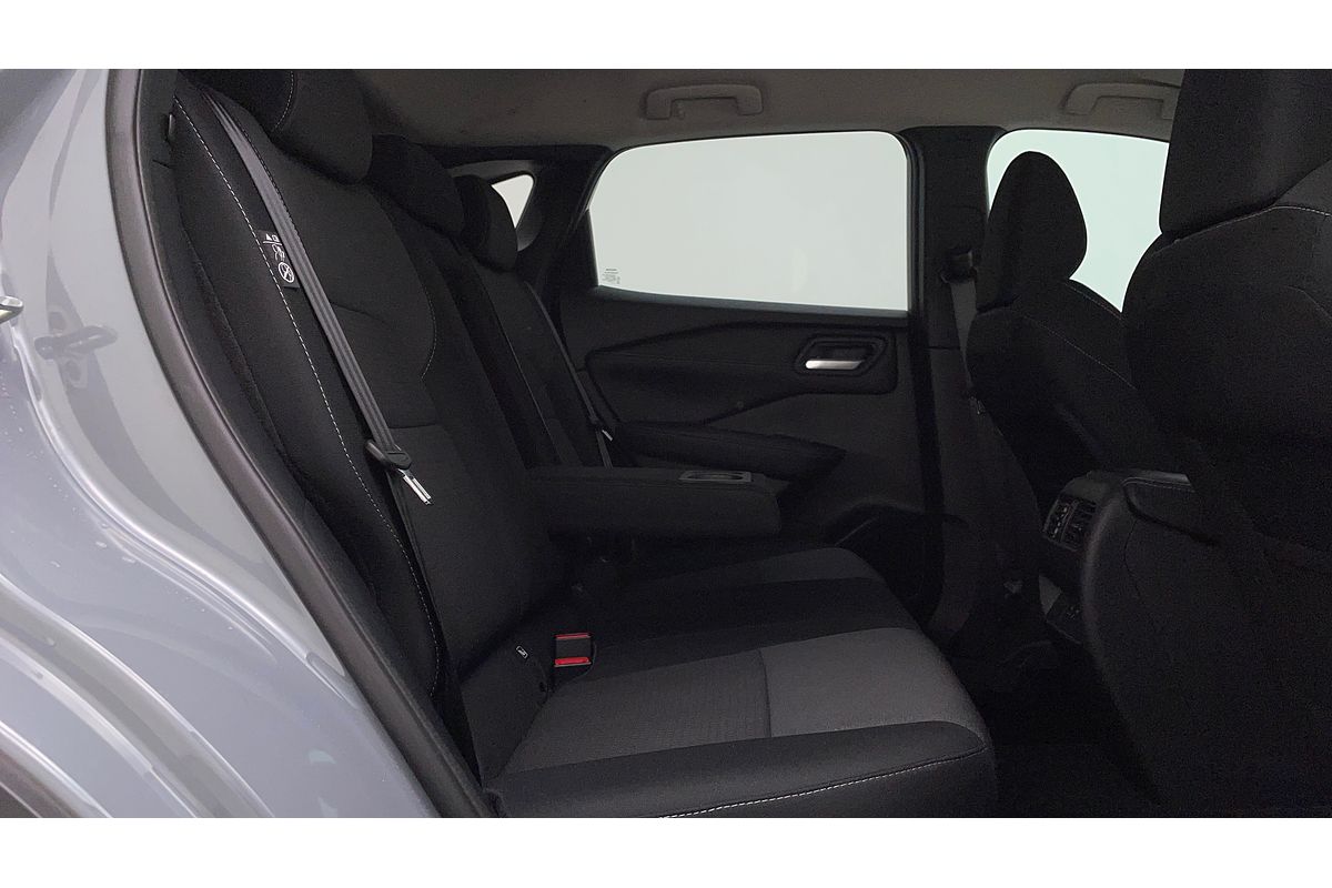 2023 Nissan QASHQAI ST+ J12