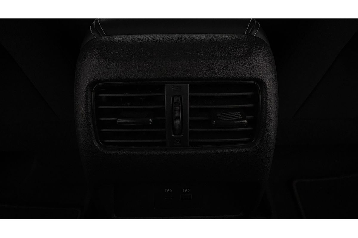 2023 Nissan QASHQAI ST+ J12
