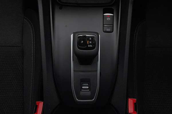 2023 Nissan QASHQAI ST+ J12