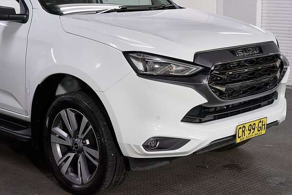 2023 Isuzu MU-X LS-T