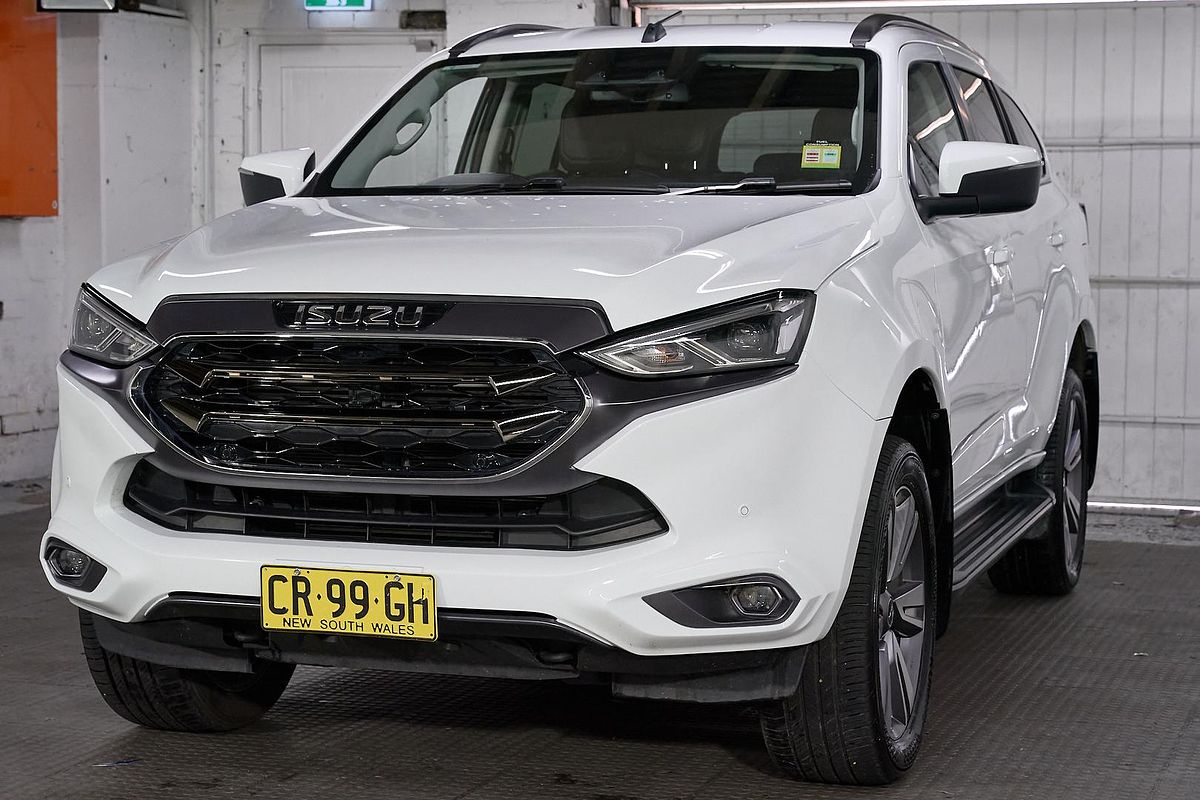 2023 Isuzu MU-X LS-T
