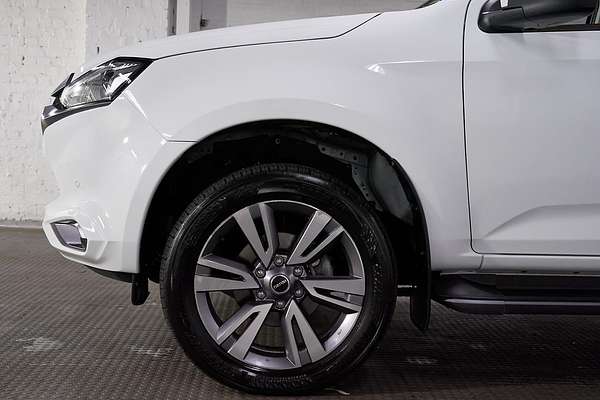 2023 Isuzu MU-X LS-T