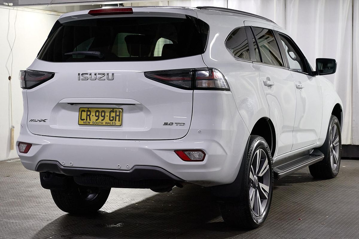 2023 Isuzu MU-X LS-T
